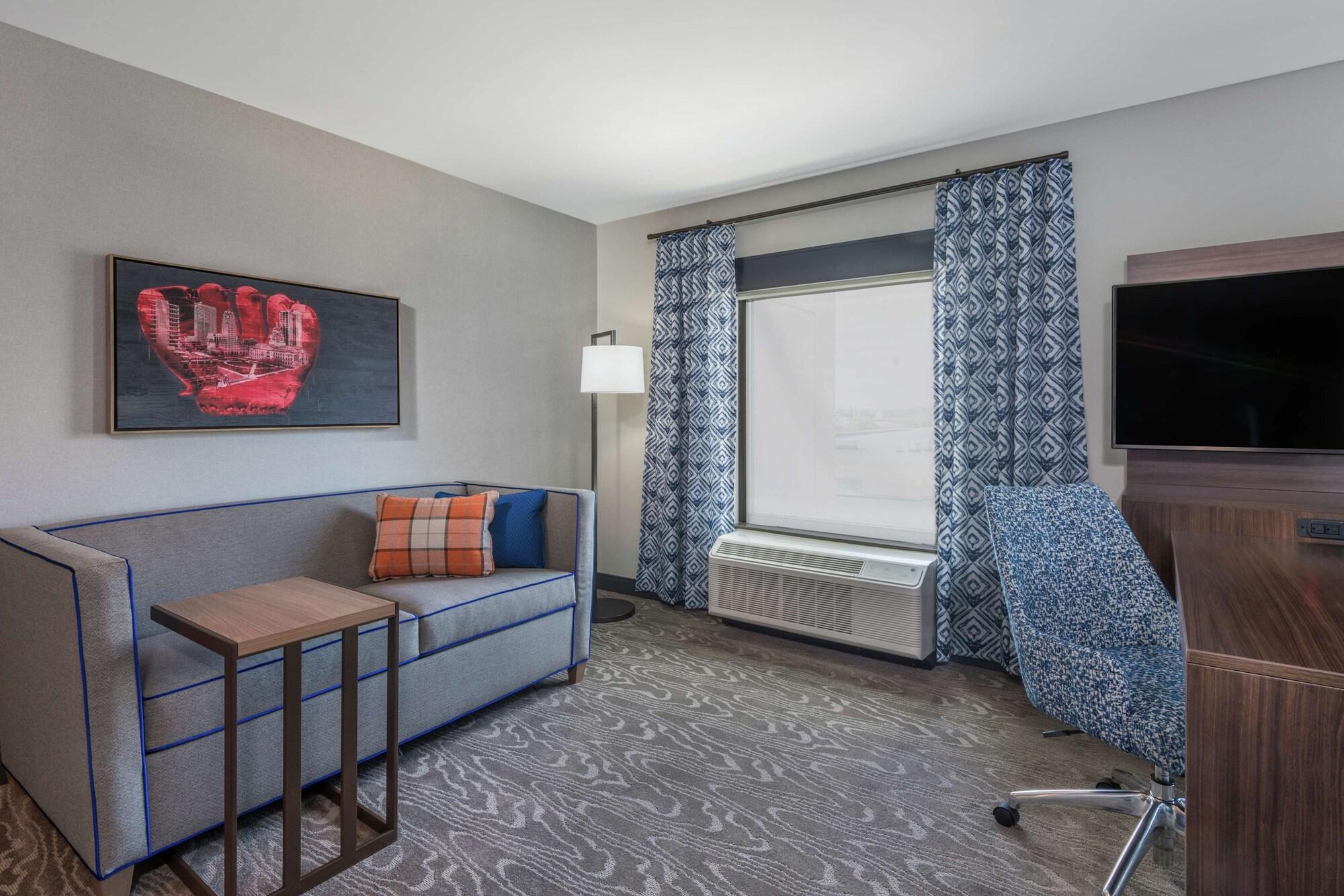 Hampton Inn & Suites Fort Wayne Downtown Exterior foto